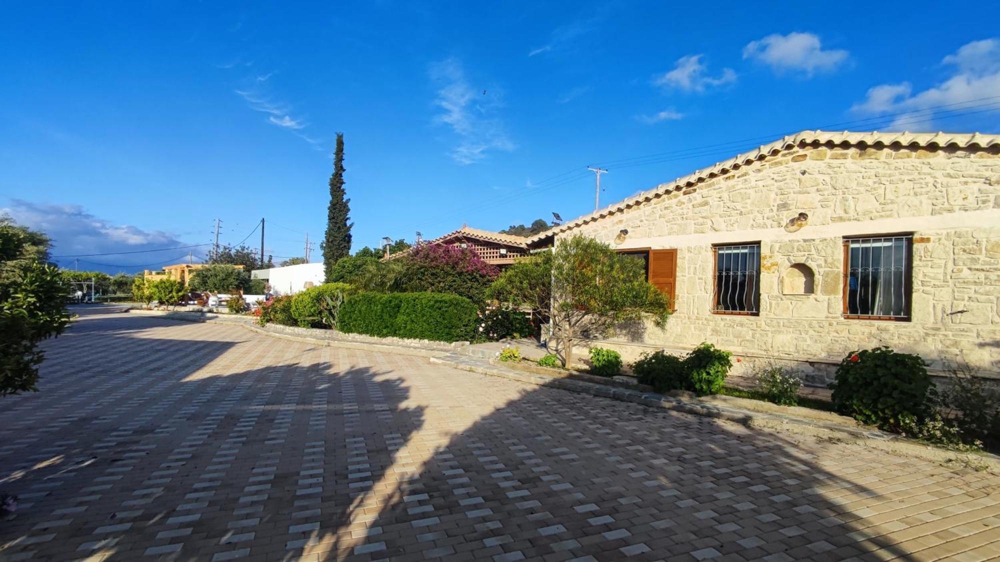 Stonehouse Olivelia - Afrathias Beach Tympáki Exterior foto